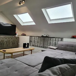 https://apt-duplex-elegant-situe-a-1min-de-la-gare-du-nord.hotelsghent.com